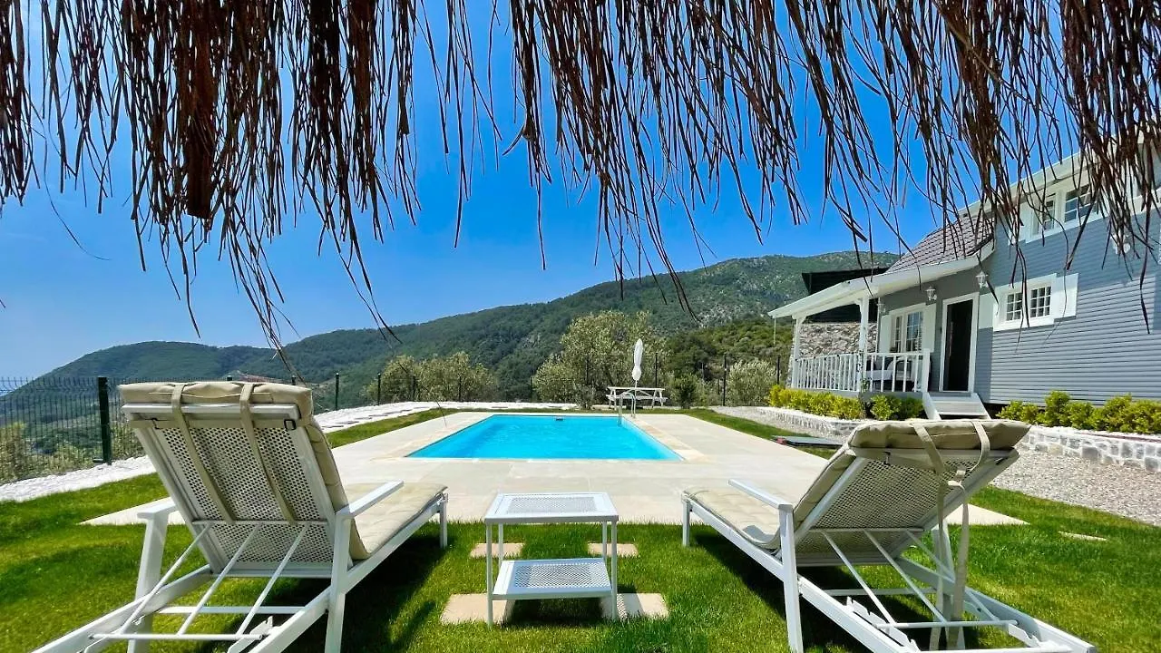 Villa The Box House & Charming Private Tiny House & Pool Göcek Türkei