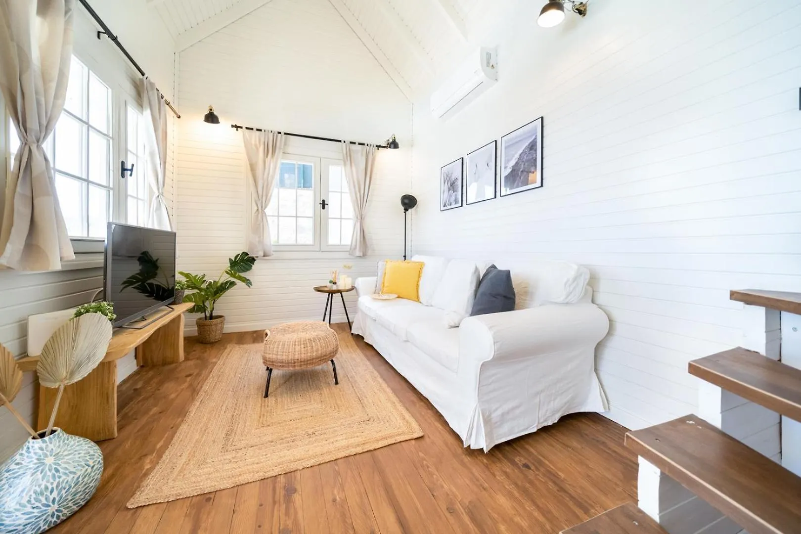 Villa The Box House & Charming Private Tiny House & Pool Göcek