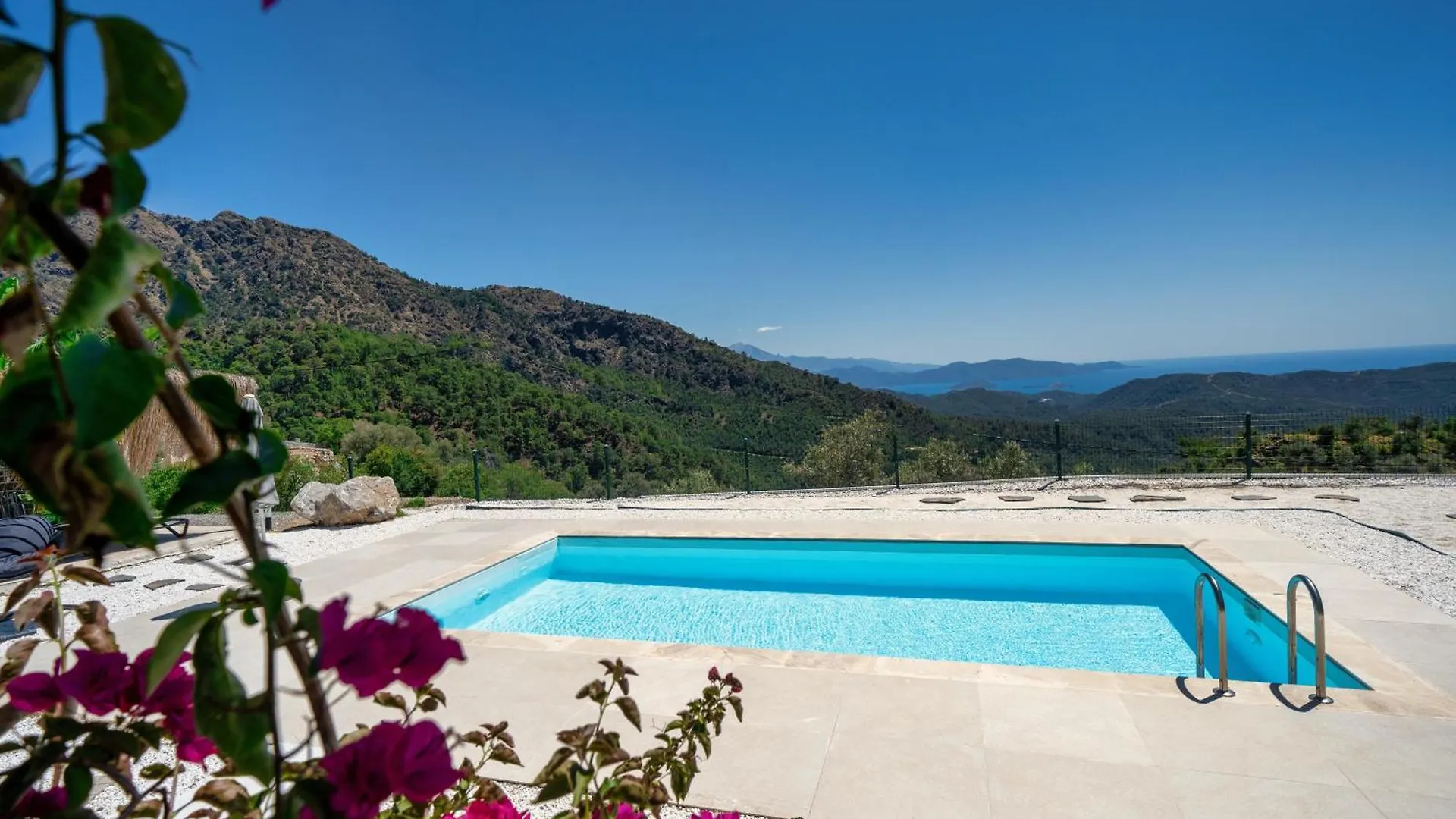Villa The Box House & Charming Private Tiny House & Pool Göcek 0*,  Türkei